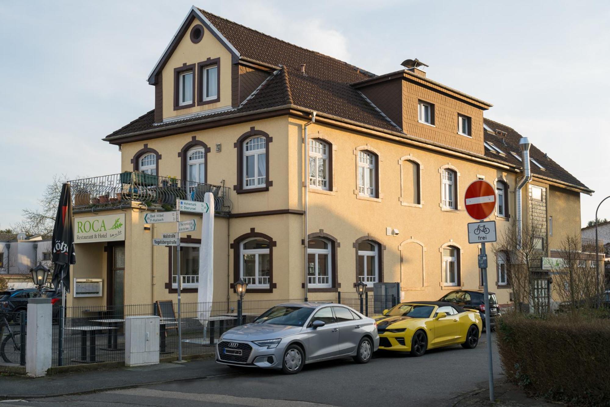 Roca Restaurant Und Hotel Bommersheim Buitenkant foto